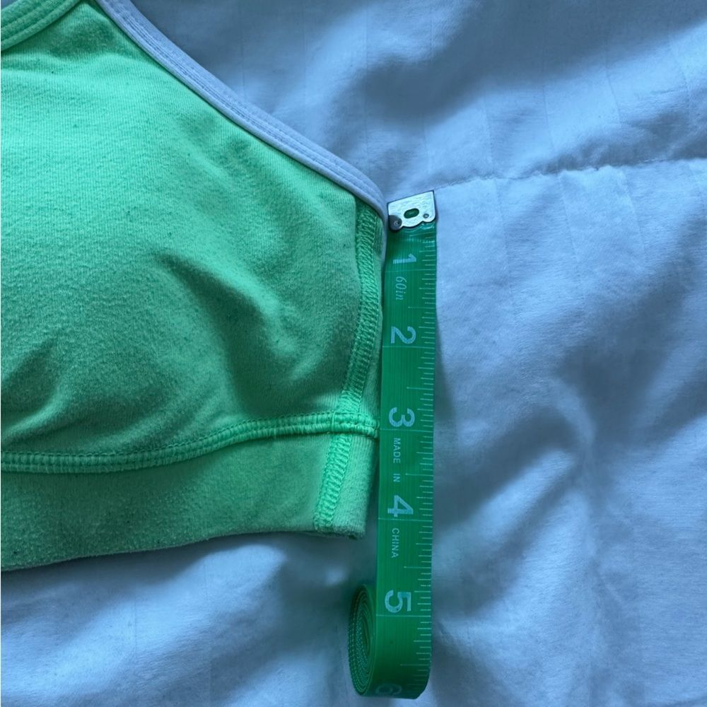 Lululemon bright neon lime green sports bra - Picture 4 of 10